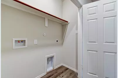 407 E Avenue G, Conroe, TX 77301 - Photo 10