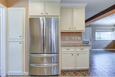 13307 Barryknoll Lane, Houston, TX 77079 - Photo 16