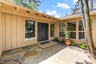 13307 Barryknoll Ln, Houston, TX 77079 - Photo 4