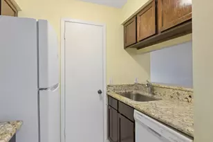 6111 Beverlyhill St, Houston, TX 77057 - Photo 10