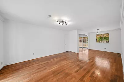 10910 Corona Lane, Houston, TX 77072 - Photo 14