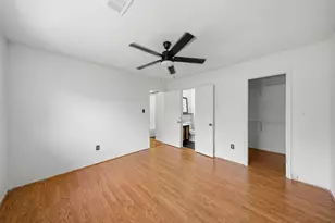 10910 Corona Ln, Houston, TX 77072 - Photo 12