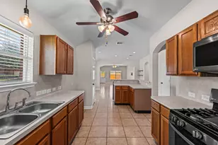 4138 Knollwick Ct, Houston, TX 77053 - Photo 12