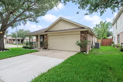 4138 Knollwick Court, Houston, TX 77053 - Photo 2