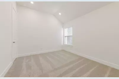 1525 Apache Heights Drive, Dayton, TX 77535 - Photo 34