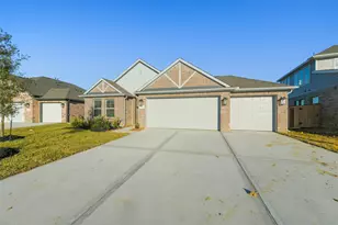 1525 Apache Hts Dr, Dayton, TX 77535 - Photo 2