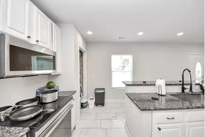 9106 Rockmore Drive, Houston, TX 77064 - Photo 18