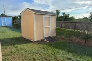 2724 Ave D Ave, San Leon, TX 77539 - Photo 10