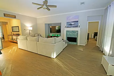 907 Riverside Drive, Alvin, TX 77511 - Photo 10