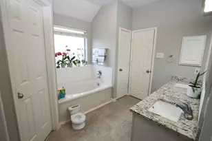 907 Riverside Dr, Alvin, TX 77511 - Photo 16