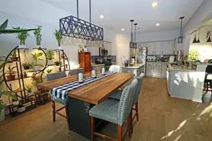 907 Riverside Dr, Alvin, TX 77511 - Photo 4