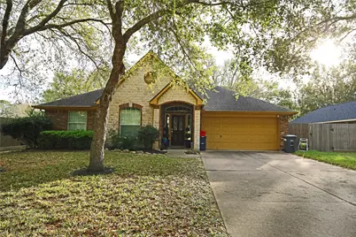 907 Riverside Drive, Alvin, TX 77511 - Photo 2