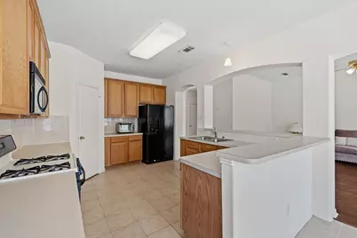 1914 Eastwood Lake Court, Kingwood, TX 77339 - Photo 16