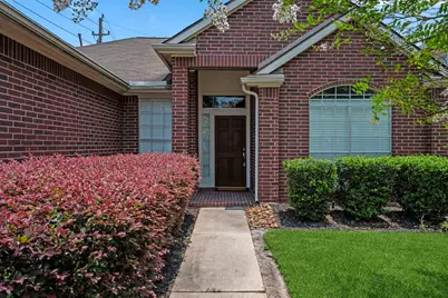1914 Eastwood Lake Court, Kingwood, TX 77339 - Photo 2