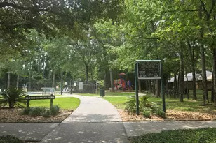 1914 Eastwood Lake Ct, Kingwood, TX 77339 - Photo 34