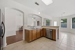 1914 Eastwood Lake Ct, Kingwood, TX 77339 - Photo 18