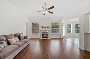 1914 Eastwood Lake Ct, Kingwood, TX 77339 - Photo 12