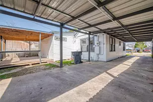 7424 Rusk St, Houston, TX 77011 - Photo 32
