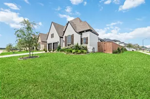 7315 Camden Crestwood Way, Katy, TX 77493 - Photo 2