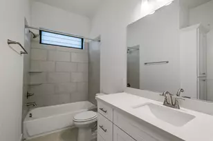 3520 Harvest Dance Dr, Houston, TX 77008 - Photo 30