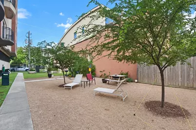 1900 Genesee Street #409, Houston, TX 77006 - Photo 36