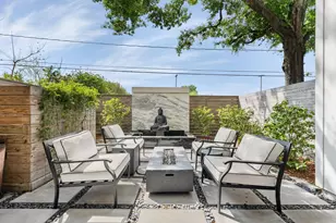 110 E 26th St, Houston, TX 77008 - Photo 4