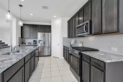 84 Carmel Drive, Manvel, TX 77578 - Photo 8