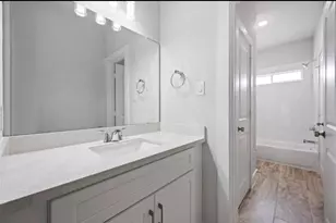 4614 Redbud St, Houston, TX 77051 - Photo 14