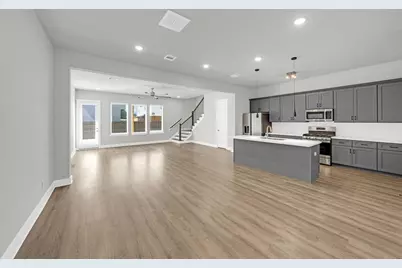 4614 Redbud Street, Houston, TX 77051 - Photo 8