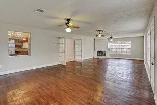 6131 Tiffany Dr, Houston, TX 77085 - Photo 4