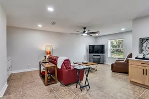 312 County Rd 201, Angleton, TX 77515 - Photo 8