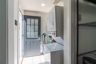 606 W Drew St, Houston, TX 77006 - Photo 16