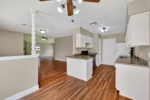 13847 Cherry Hollow Ln, Houston, TX 77082 - Photo 16