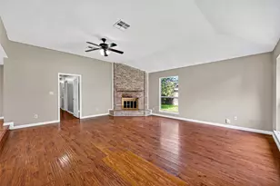 13847 Cherry Hollow Ln, Houston, TX 77082 - Photo 8