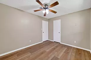 13847 Cherry Hollow Ln, Houston, TX 77082 - Photo 28