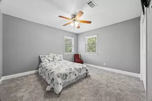 3702 Millbridge Dr, Houston, TX 77059 - Photo 18