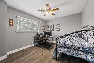 3702 Millbridge Dr, Houston, TX 77059 - Photo 22