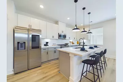 8317 Springwood Canyon Lane, Houston, TX 77055 - Photo 2