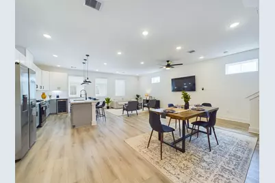 8317 Springwood Canyon Lane, Houston, TX 77055 - Photo 10