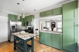 721 E 16th St, Houston, TX 77008 - Photo 10