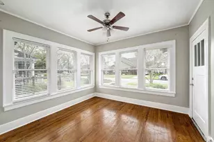 721 E 16th St, Houston, TX 77008 - Photo 14