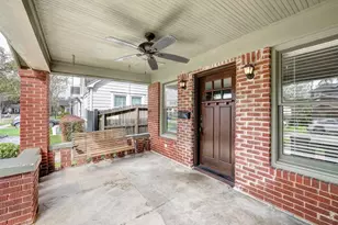 721 E 16th St, Houston, TX 77008 - Photo 2