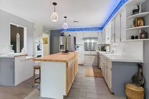 208 Lindsey Ave, Bay City, TX 77414 - Photo 6