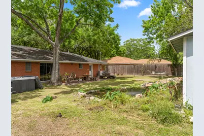 208 Lindsey Avenue, Bay City, TX 77414 - Photo 26