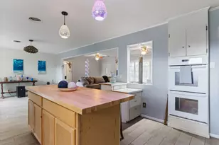 208 Lindsey Ave, Bay City, TX 77414 - Photo 12