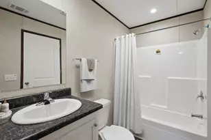 1004 Mustang Crossing Dr, Waller, TX 77484 - Photo 6