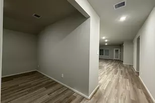 7722 Beaufort Ln, Baytown, TX 77523 - Photo 2