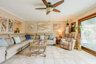 11515 Burdine St, Houston, TX 77035 - Photo 12