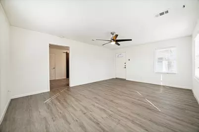 1147 Du Barry Lane #B, Houston, TX 77018 - Photo 2