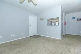 420 Garland Dr, Lake Jackson, TX 77566 - Photo 2